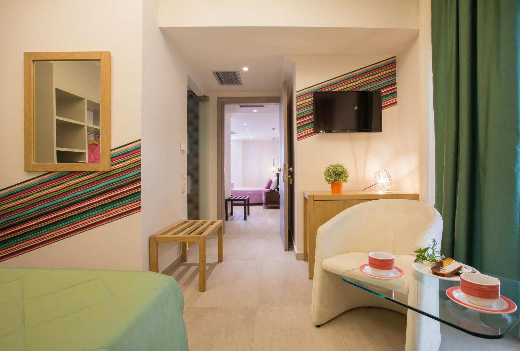 Flisvos Royal Hotel & Suites Tolo Room photo